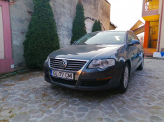 Vw Passat Berlina 1.6TDI 105cp 2010 foto