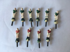 10 buc figurine fotbalisti din ceva joc vintage, 5cm, plastic pe surub de metal foto