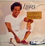 Julio Iglesias &lrm;&ndash; Libra VG+ / VG+ vinil, LP; disc muzica pop _ CBS, Olanda, 1985