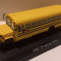 Macheta autobuz GMC B-series - 1979 - Atlas scara 1:72