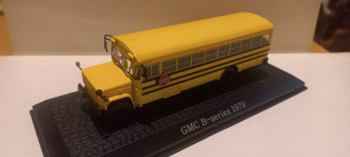 Macheta autobuz GMC B-series - 1979 - Atlas scara 1:72