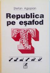 REPUBLICA PE ESAFOD, TEATRU de STEFAN AGOPIAN, 2000 foto