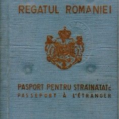 Pasaport Carol II (1937), emis la Cernauti, vize Polonia, Germania, Franta