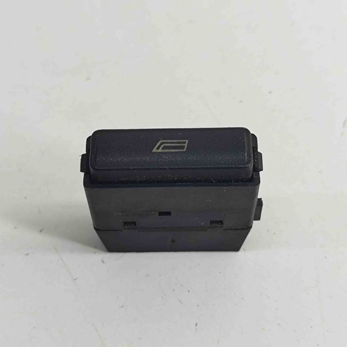 Comutator AUDI A8 D2 4D2, 4D8 1997 OEM: 893959859A 29952839