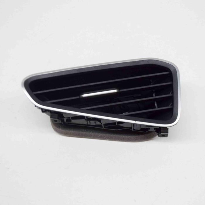 Gura de ventilație planșa de bord VW ID.3 E11 2021 OEM: 10A819703 13726569