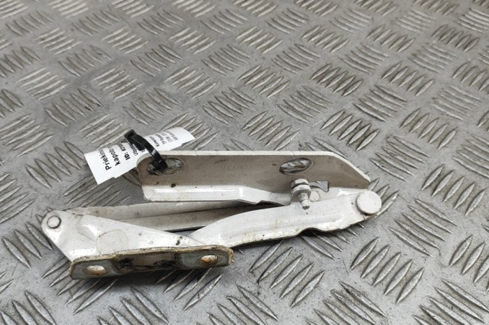 Balama capota dreapta față VW CRAFTER 30-50 Furgon 2E_ 2016 OEM: A9067500121 31058086