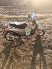 scuter piaggio liberty
