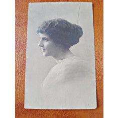 Fotografie tip Carte Postala, portret de femeie, 1925, necirculata