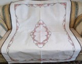 Fata de masa Vintage din bumbac cu broderie manuala si tiv lucrat manual