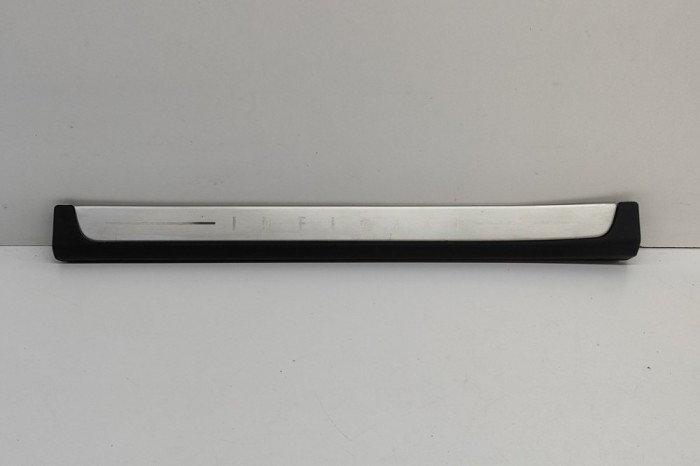 Ornament prag dreapta față INFINITI FX 2005 OEM: 76894-CG000 28995719