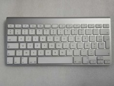 Tastatura Wireless Apple Model A1314 Bluetooth Aluminiu AZERTY