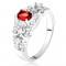 Inel argint 925, zirconiu oval roşu cu un contur din ştrasuri transparente, linii decorative - Marime inel: 50
