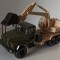 Macheta KrAZ 260 camion cu excavator AO-4421A - MCG / Nash Avtoprom 1/43