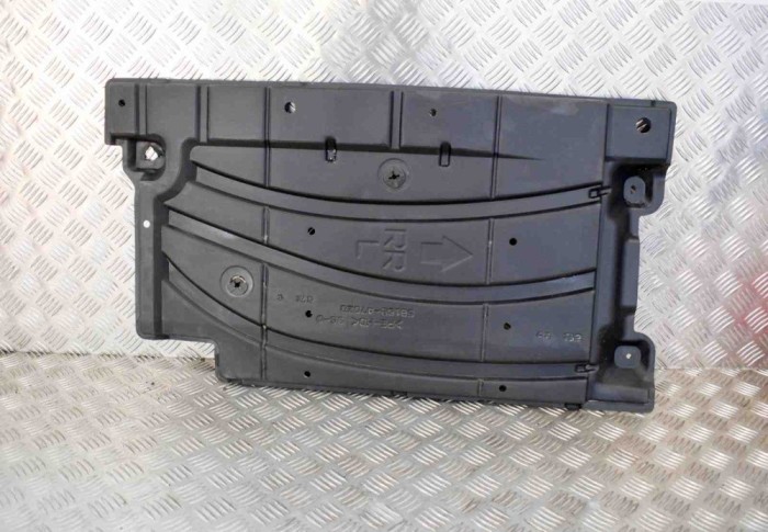 Scut motor st&acirc;nga spate TOYOTA PRIUS _W3_ 2013 OEM: 58168-47020