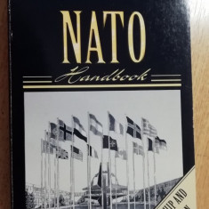 myh 722 - NATO HANDBOOK - IN LIMBA ENGLEZA - ED 1995