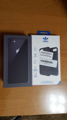 iPhone 8 Plus Orange 64GB Space Grey foto