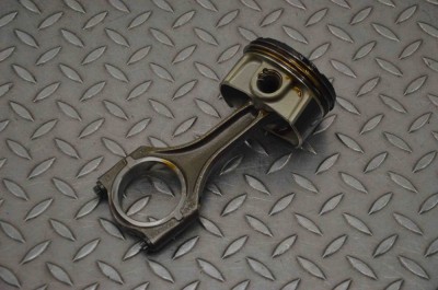 Piston PORSCHE 911 991 2017 OEM: 400A4738 foto