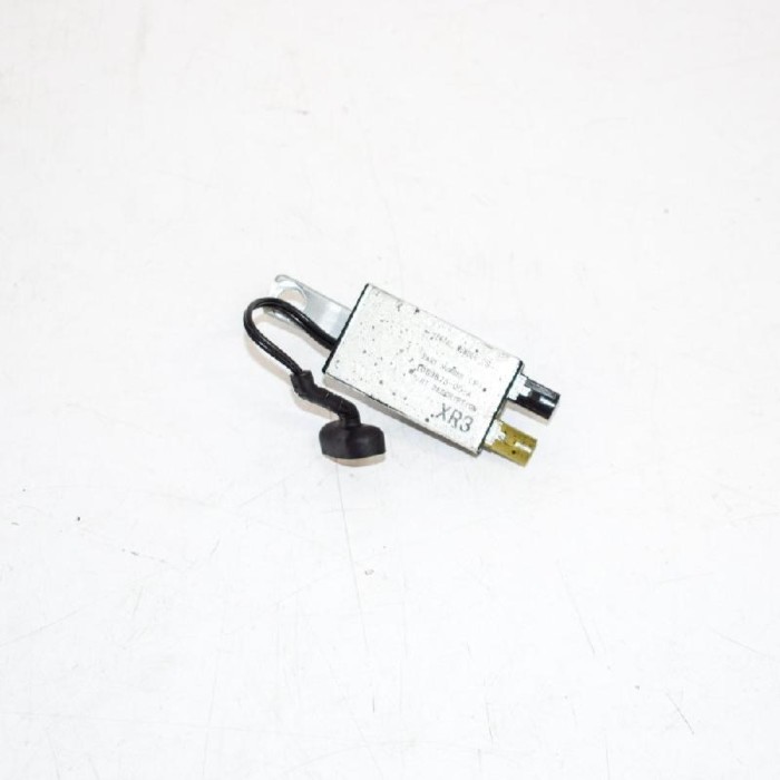 Amplificator de antena TESLA MODEL X 2017 OEM: 1063875-00-A 3264349