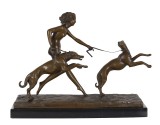Zeita Diana cu ogarii-statueta din bronz cu soclu din marmura PAB034