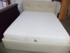 Pat tapitat fara suport de saltea ,cadru pat 160x200 , piele eco crem foto