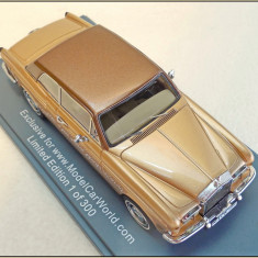 Macheta Rolls-Royce Corniche 1:43 NEO