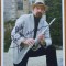 Autograf al c&acirc;ntărețului textier și multi-instrumentalist britanic, Ian Anderson, din trupa rock britanică Jethro Tull