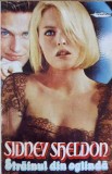 STRAINUL DIN OGLINDA-SIDNEY SHELDON-200832