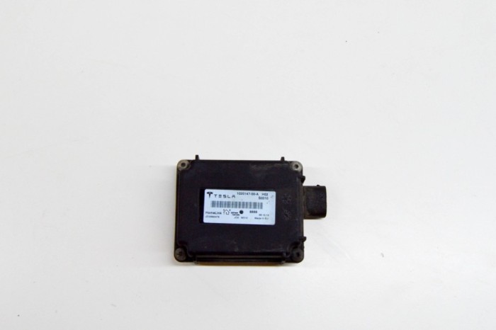 Alt modul de control TESLA MODEL S 2014 OEM: 1020147-00-A 17339410