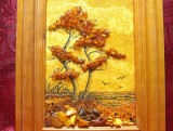 TABLOU DIN CHIHLIMBAR IN RAMA LEMN 31.5 CM