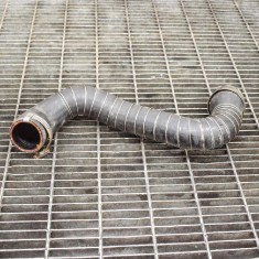 Furtun intercooler st&acirc;nga LAND ROVER DISCOVERY IV L319 2013 OEM: AH22-9F072-AD | 10368605