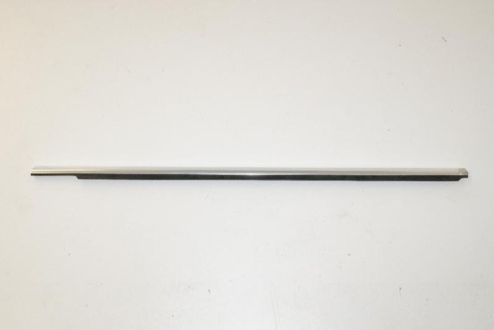 Chedar geam ușă st&acirc;nga față MERCEDES-BENZ E T-Model S212 2011 OEM: A21272503 2169557
