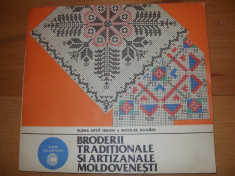 BRODERII TRADITIONALE SI ARTIZANALE MOLDOVENESTI ( album foarte rar ) * foto