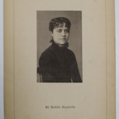 Mlle .MATHILDE STOYANOVITZ , FOTOGRAFIE DIN ALBUMUL NATIONAL , SERIE DE BUCAREST , EDITEUR LYONEL BONDY , FOTOGRAF W. CRONENBERG , CCA . 1900