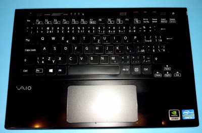 Carcasa palmrest cu tastatura iluminata laptop Sony Vaio SVS13 foto