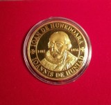 Medalie de Colec?ie &bdquo;Ioan de Hunedoara ?i Castelul Corvinilor&rdquo; &ndash; 40mm, Aurie &icirc;n Capsul? de Acryl