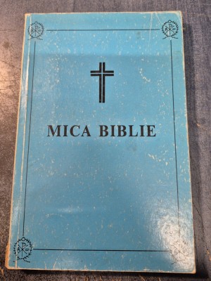 Mica Biblie foto