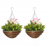Cumpara ieftin Outsunny Set din 2 plante artificiale clematic, cu cuier si lant pentru agatare, Ф30 x 32 cm, frunze verzi, flori albe si rosii