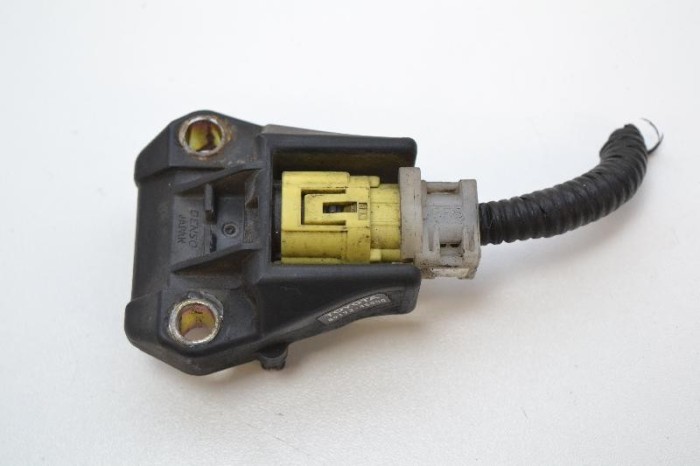 Senzor de impact st&acirc;nga față LEXUS RX _U3_ 2007 OEM: 89173-45050 2228328