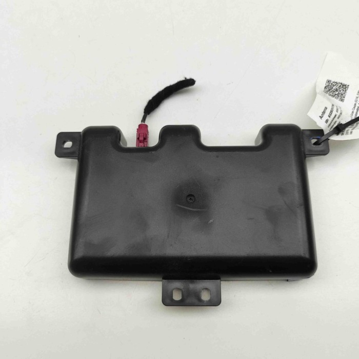 Amplificator de antena BMW 8 Gran Coupe G16, F93 2021 OEM: 9396827