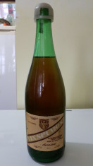 Sticla de Vin Spumos Demisec Vrancea,de calitate superioara,vechime 40-70 ani foto