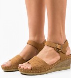 Cumpara ieftin Sandale dama Padmor Camel