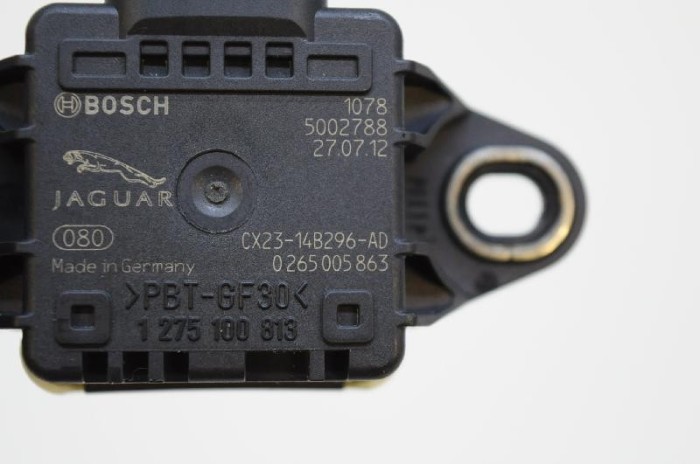 Senzor de accelerație JAGUAR XF X250 2012 OEM: CX23-14B296-AD,0265005863 2794708