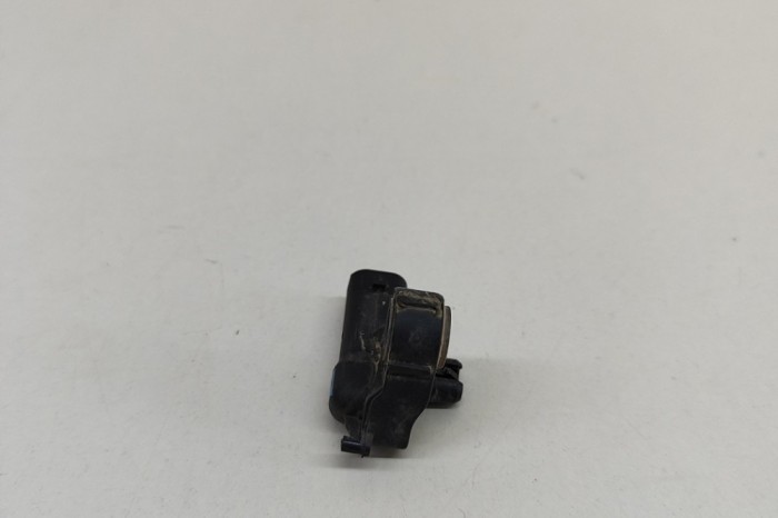 Senzor de impact lateral dreapta TESLA MODEL Y 2022 OEM: 1473445-00-A 23134520