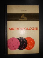 Dumitru Motoc - Microbiologie (1968, editie cartonata)
