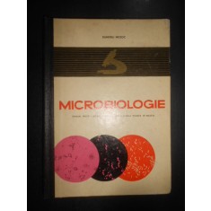 Dumitru Motoc - Microbiologie (1968, editie cartonata)