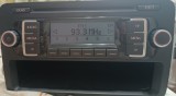 Radio-CD original Volkswagen RCD 210 PERFECT FUNCȚIONAL