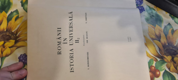 Gh. Buzatu - Romanii in istoria universala (volumul 2, partea 2)