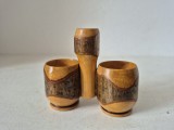 # Solniță vintage din lemn strunjit, model rustic cu scoarță naturală, RSR