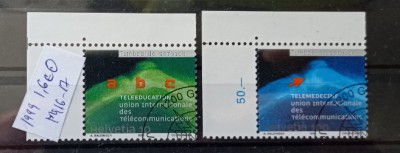 TS21 - Timbre serie Elvetia 1999 Mi16-17 foto