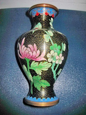 8995-Vaza mica vintage-vazuta stil Cloissone cupru emailat. foto